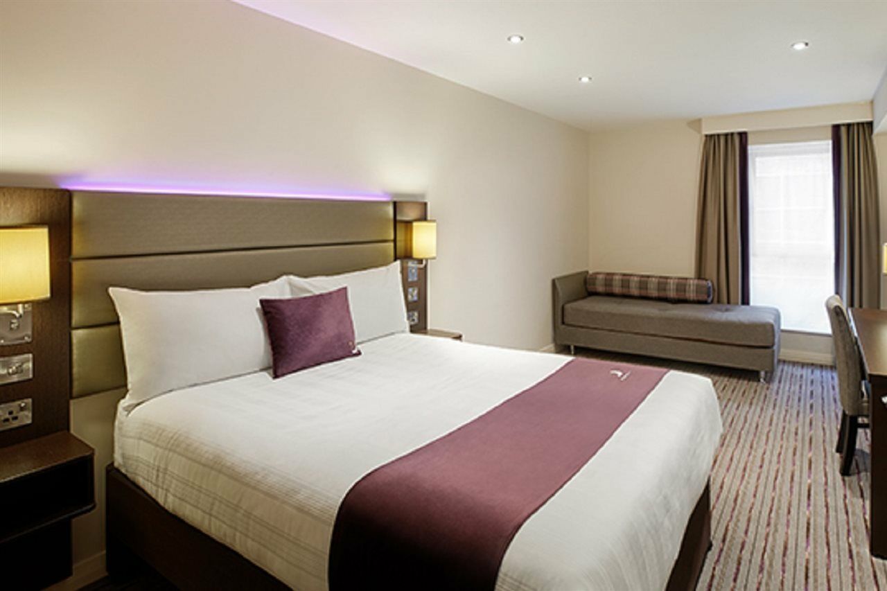 Premier Inn London Dagenham Dış mekan fotoğraf